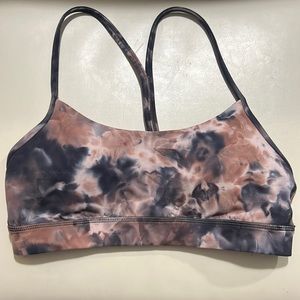 Lululemon Flow Y Light Support Bra